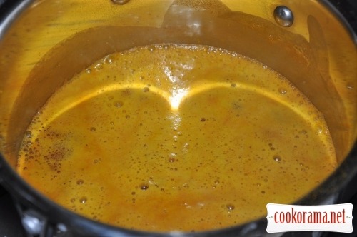 Puree-soup with lentils in coconut milk