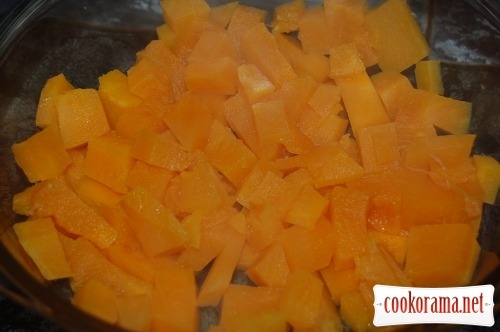 Pumpkin-orange cakes