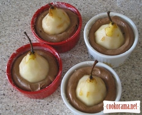 Cakes «Pear in chocolate»