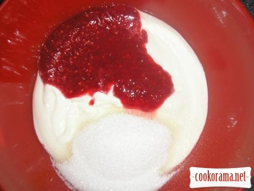 Raspberry cake without baking